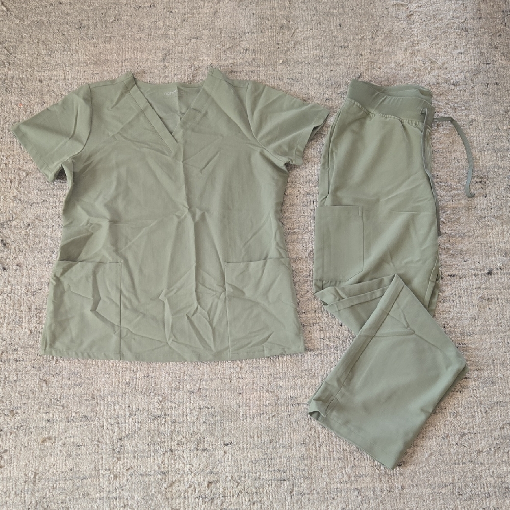 Mandala Scrub Set - Sage